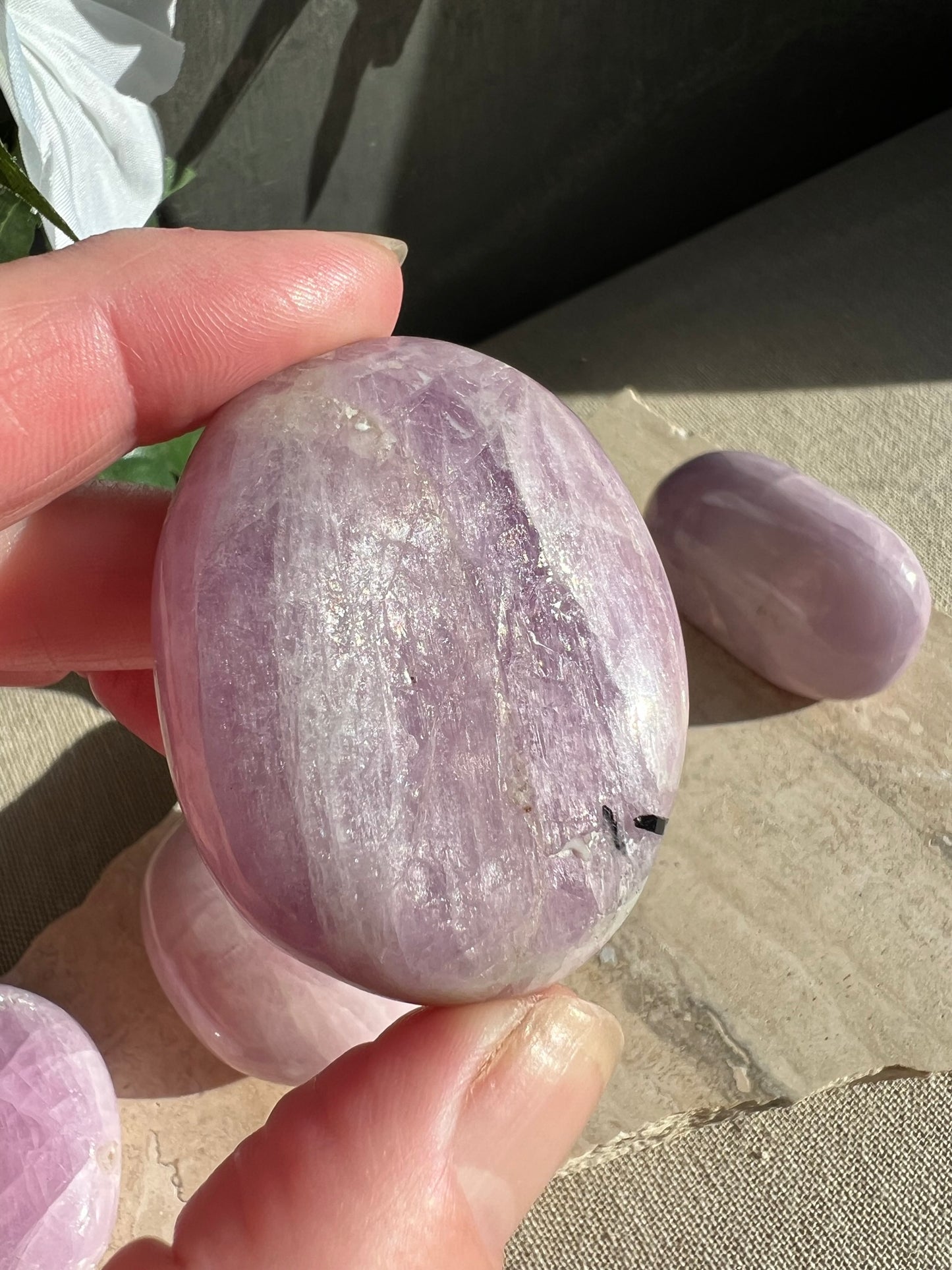 Kunzite Palmstone