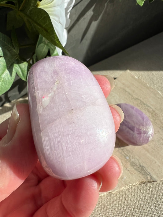 Kunzite Palmstone