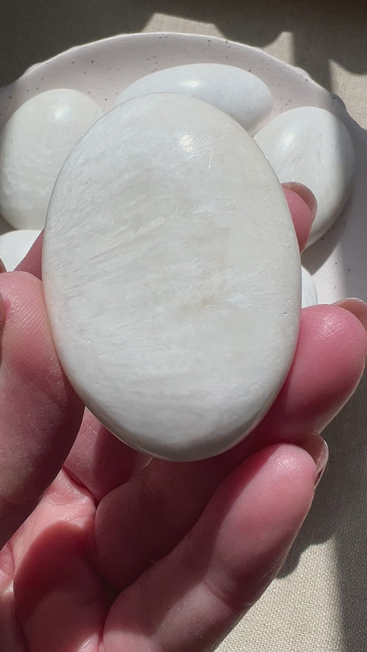 Scolecite Palmstone - Small