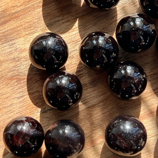 Mini Star Garnet Spheres